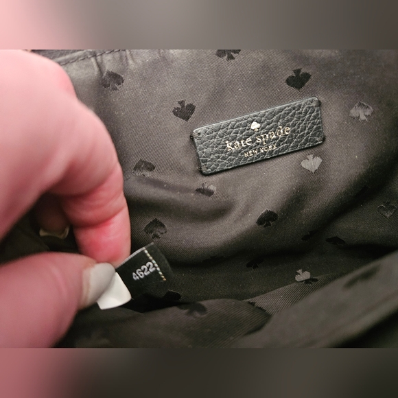 Kate Spade Leila Triple Gusset Crossbody bag. Black Pebbled Leather. - Picture 13 of 15